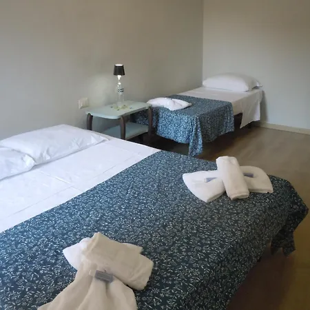 Martini E Campari Gasthof Bergamo