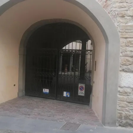 Martini E Campari Konukevi *